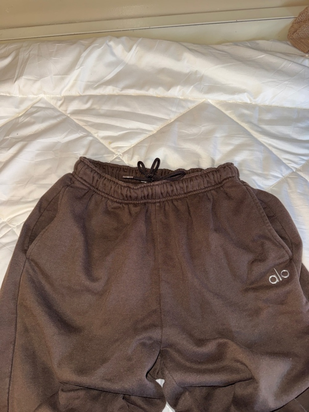 Alo Yoga Women’s Accolade Sweatpants Dark Brown Wide Leg Size S - Picture 2 of 2